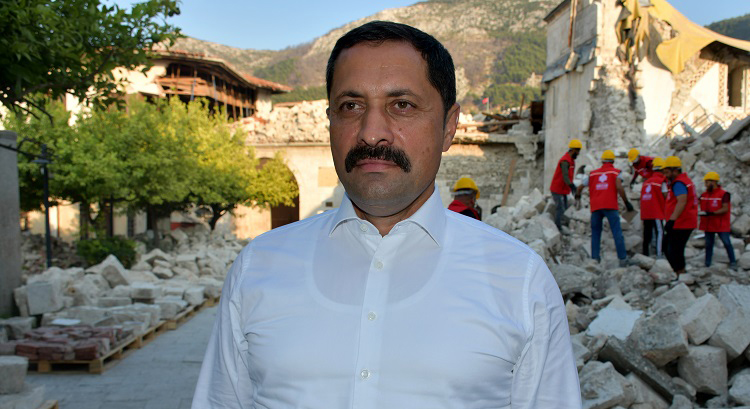 Antakya'da bulunan tarihi Habib-i Neccar Camisi, 6 Şubat depremlerinde yıkıldıktan sonra Vakıflar Genel Müdürlüğü denetiminde aslına uygun bir şekilde yeniden inşa ediliyor. 