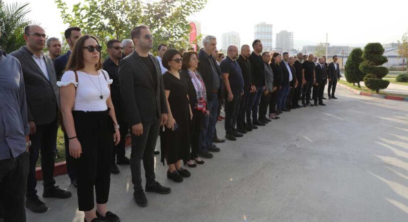 Türkiye Cumhuriyeti'nin kurucusu Gazi Mustafa Kemal Atatürk'ün vefatının 85. yılında, İskenderun Teknik Üniversitesi (İSTE) bünyesinde gerçekleştirilen anma etkinlikleri büyük bir katılımla düzenlendi