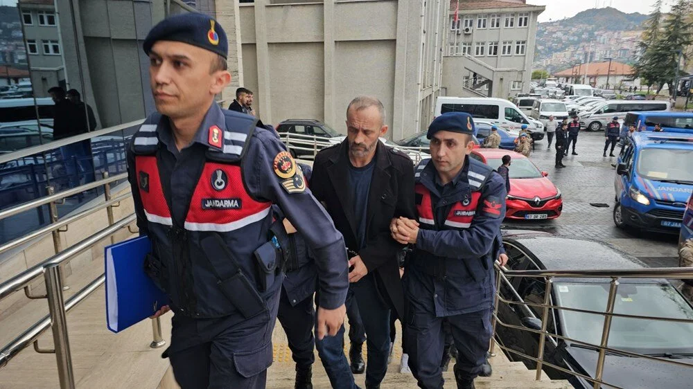 Zonguldak'ta Afganistan uyruklu Vezir Mohammed Nourtani'nin kaçak maden ocağında yaşamını yitirmesiyle ilgili şok edici detaylar ortaya çıktı. 