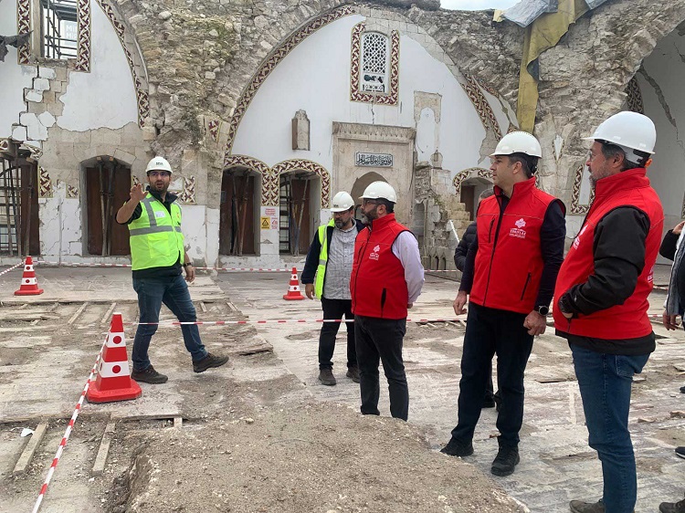 Anadolu'nun ilk camisi olarak kabul edilen ve 6 Şubat'taki depremlerde tamamen yıkılan Habib-i Neccar Camii'nin restorasyon çalışmaları devam ediyor.