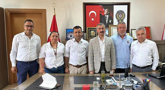 Hatay’ın birçok ilçesinde başarıyla görev yapan Emniyet Müdürü Dinsever Kalkan, Dörtyol İlçe Emniyet Müdürlüğü görevine başladı. 