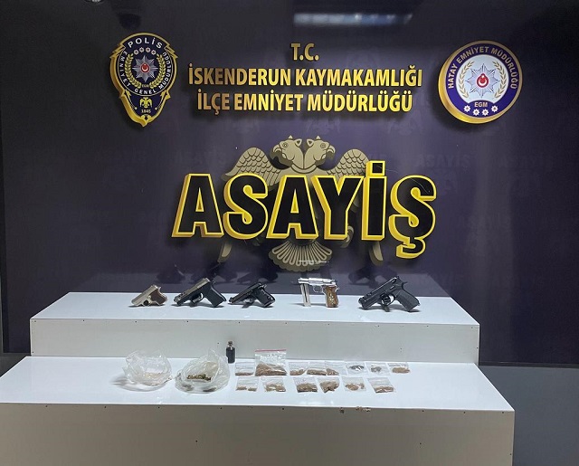 İskenderun İlçe Emniyet Müdürlüğü ekiplerince düzenlenen asayiş uygulamalarında 19 şüpheli gözaltına alındı.