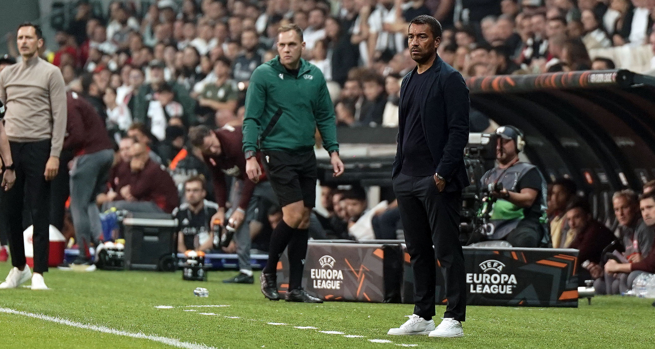 Giovanni van Bronckhorst, Eintracht Frankfurt’a yine kaybetti