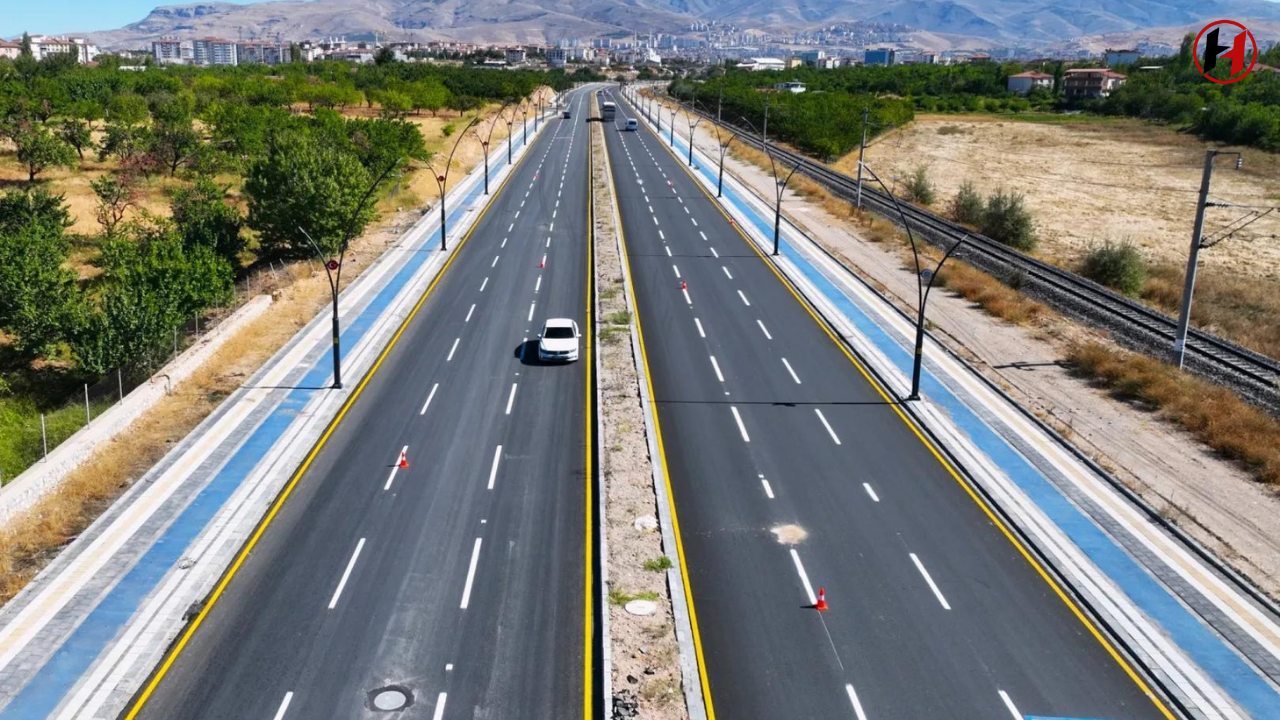 Malatya'da Trafik Güvenliği İçin 870 Bin Metre Boya Kullanıldı!