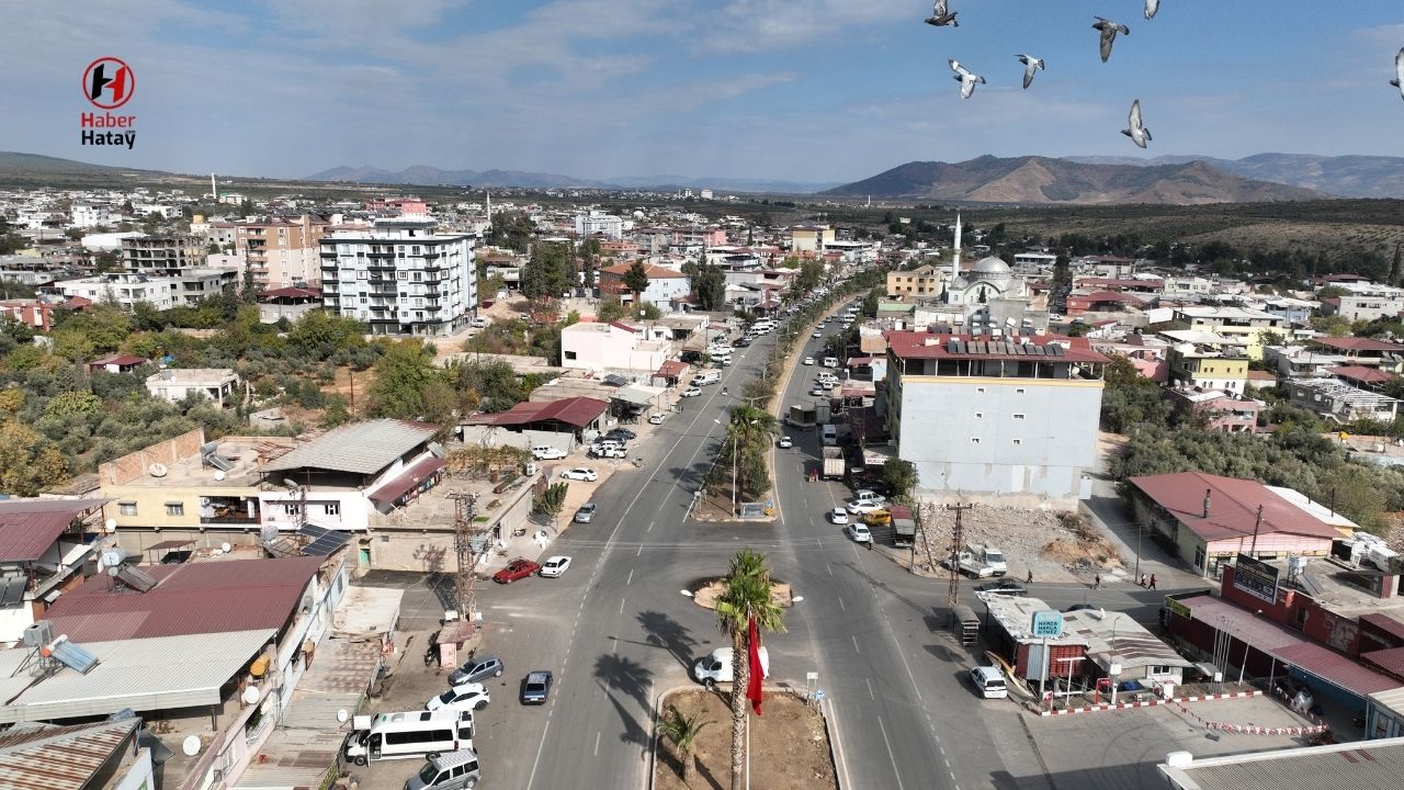 Hassa'da 8 Mahalleyi Birleştiren Grup Yolu Asfaltlandı