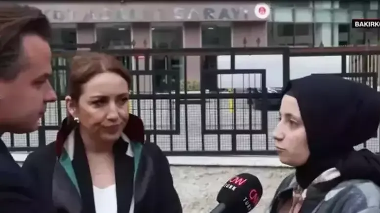 Bakırköy Adliyesi'ndeki Yenidoğan Çetesi davasında anne Ahsen Açıkyürek, sezaryen zorlama ve hastane ihmali yüzünden yaşadığı trajik süreci gözyaşlarıyla anlattı.