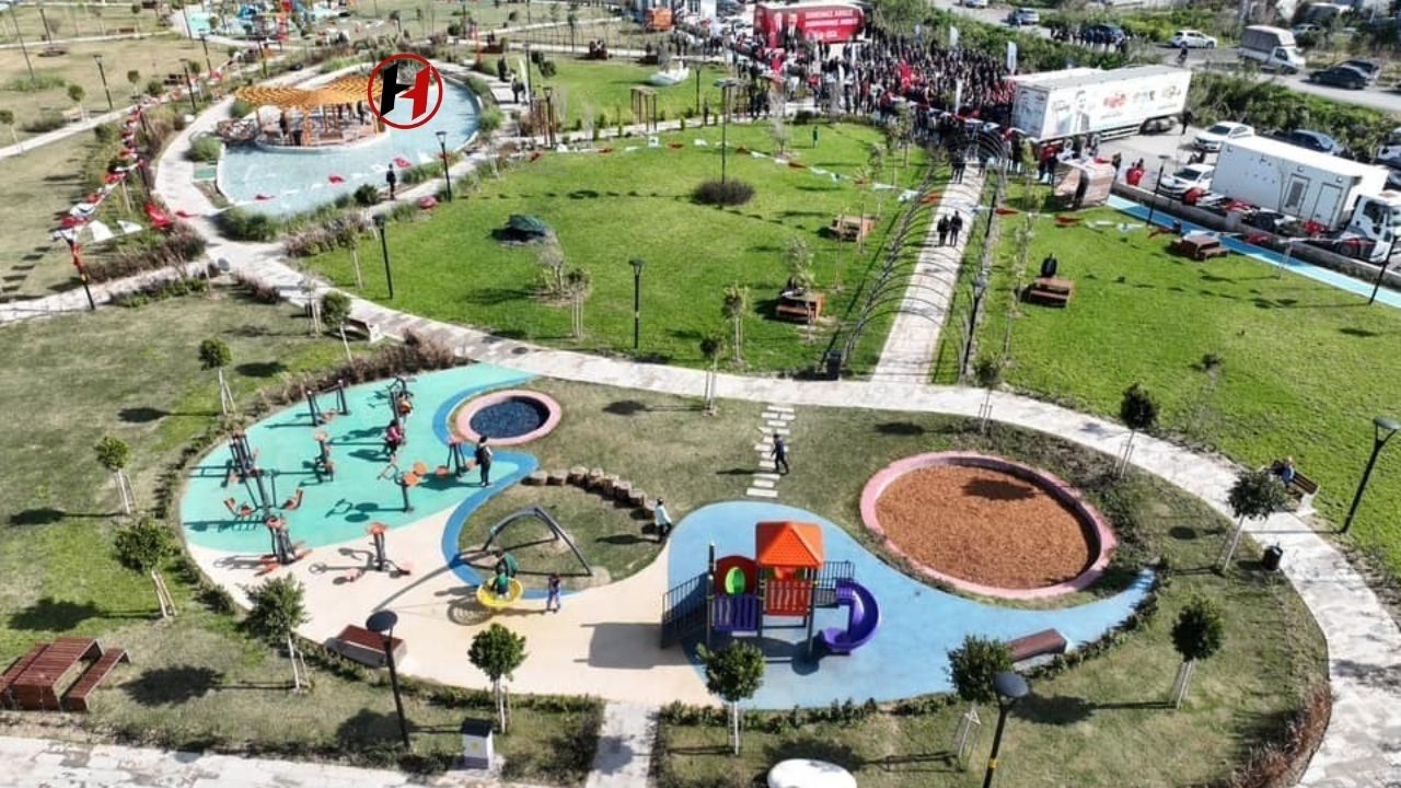 Hatay'da Deprem Yaralarına Merhem: 2 Yeni Park Açıldı!