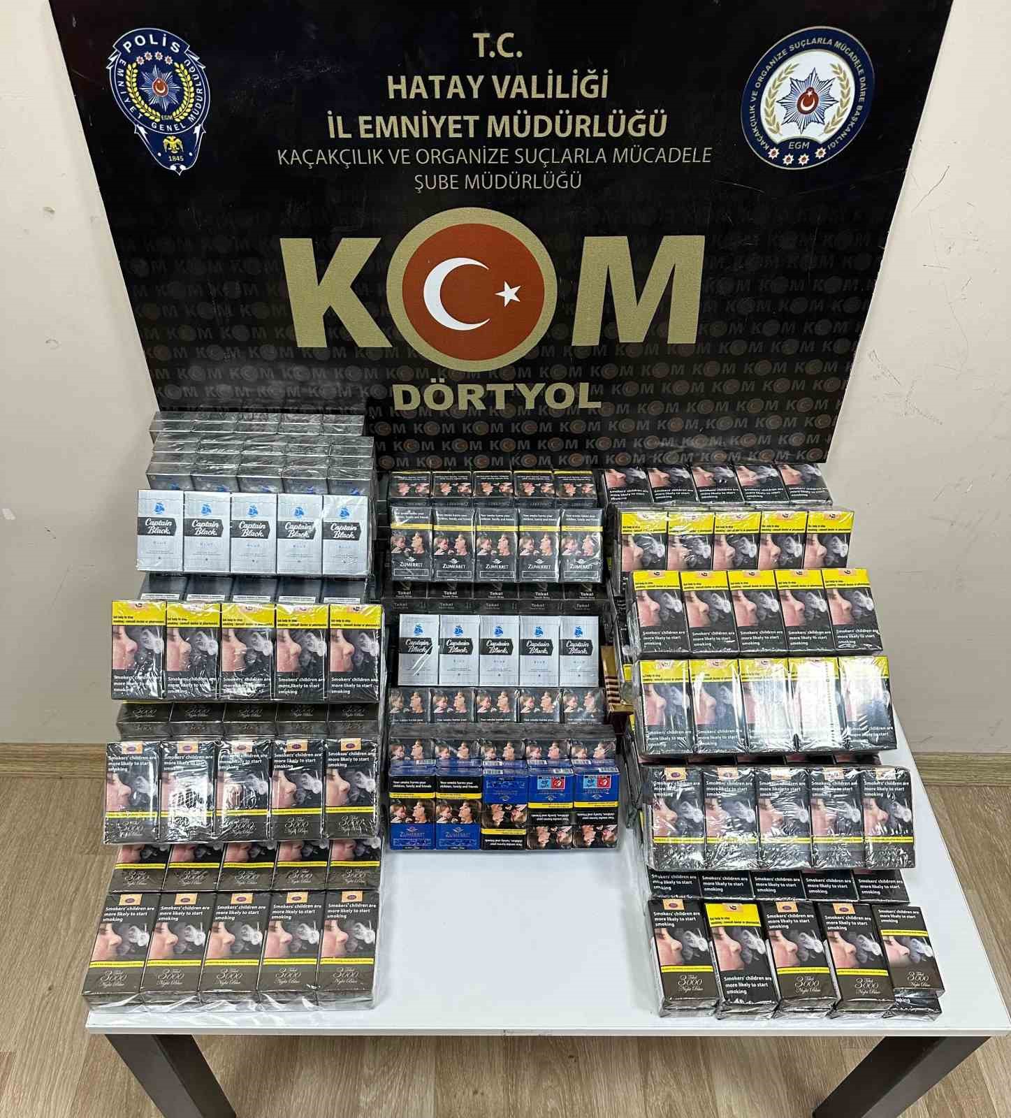 Hatay Emniyet Müdürlüğü'nün kaçakçılık operasyonları aralıksız devam ediyor. Son yapılan operasyonlarda Dörtyol ve Payas'ta 600 bin makaron ve 590 paket gümrük kaçağı sigara ele geçirildi.