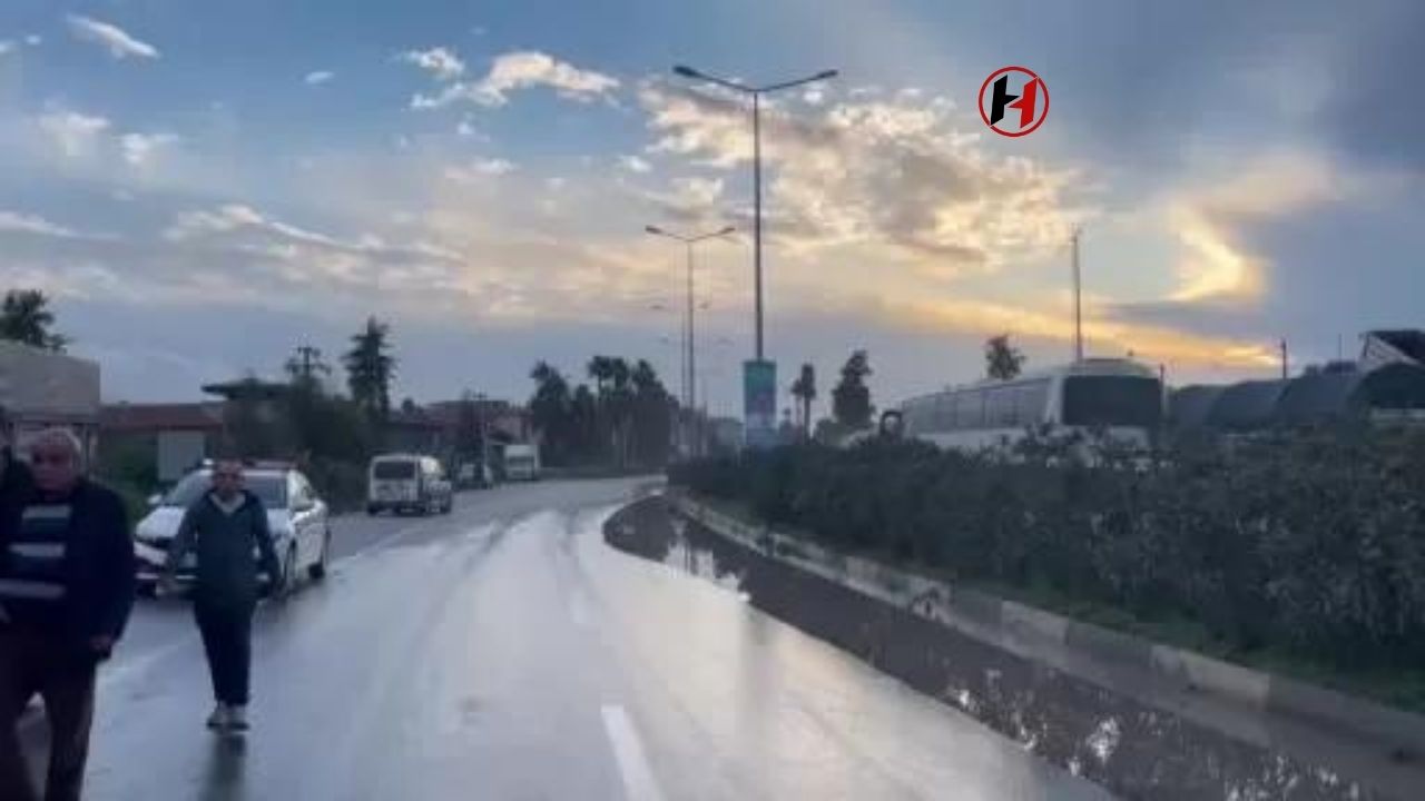 Hatay’da tır ile kamyon çarpıştı: 3 yaralı