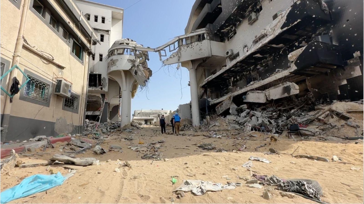 Dünya Sağlık Örgütü (DSÖ), İsrail saldırılarında yıkıma uğrayan Şifa Hastanesi'nde incelemelerde bulundu.