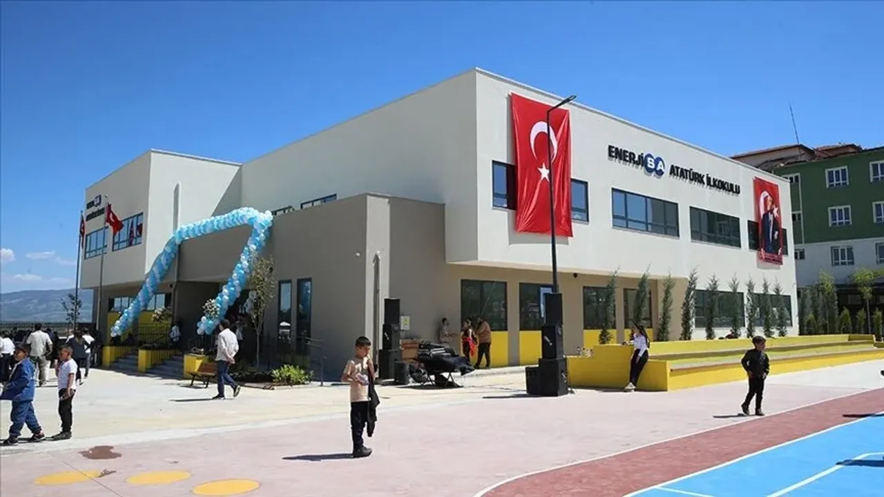 Enerjisa Atatürk İlkokulu Hatay’da açıldı