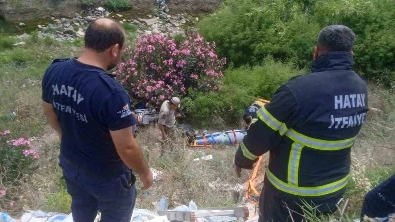 Hatay’da motosiklet uçuruma yuvarlandı: 1 yaralı