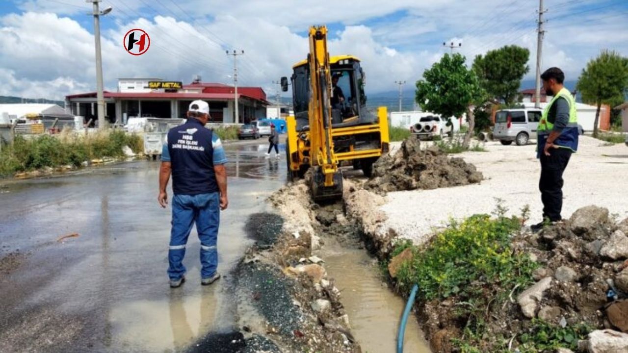 Hatay'da Sel Felaketi: HBB Ekipleri Seferber, Sorunlar Çözülüyor!