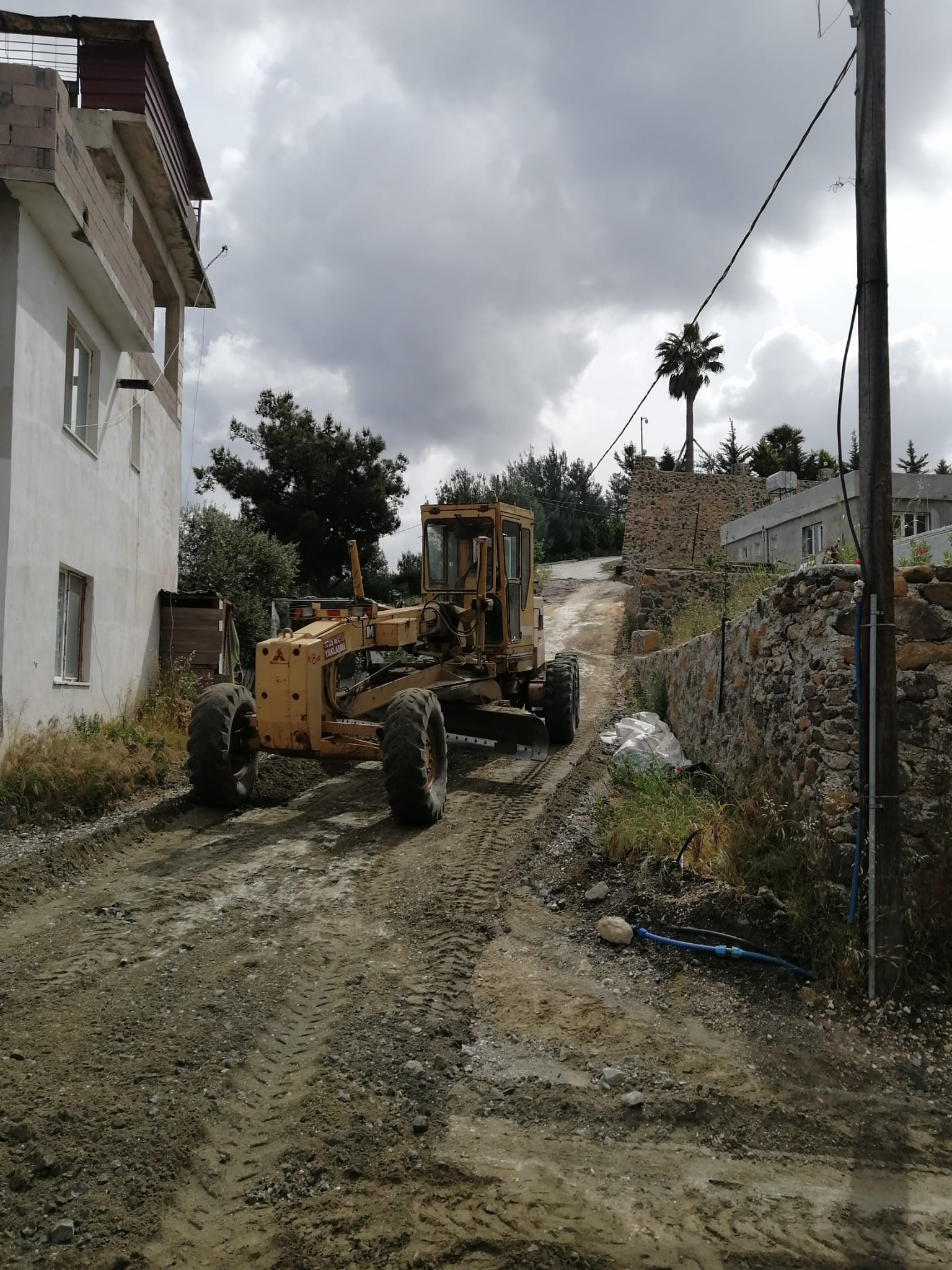 Hatay Büyükşehir Belediyesi (HBB), il genelinde sorumlu olduğu tüm alanlarda çalışmalarını aralıksız sürdürüyor.