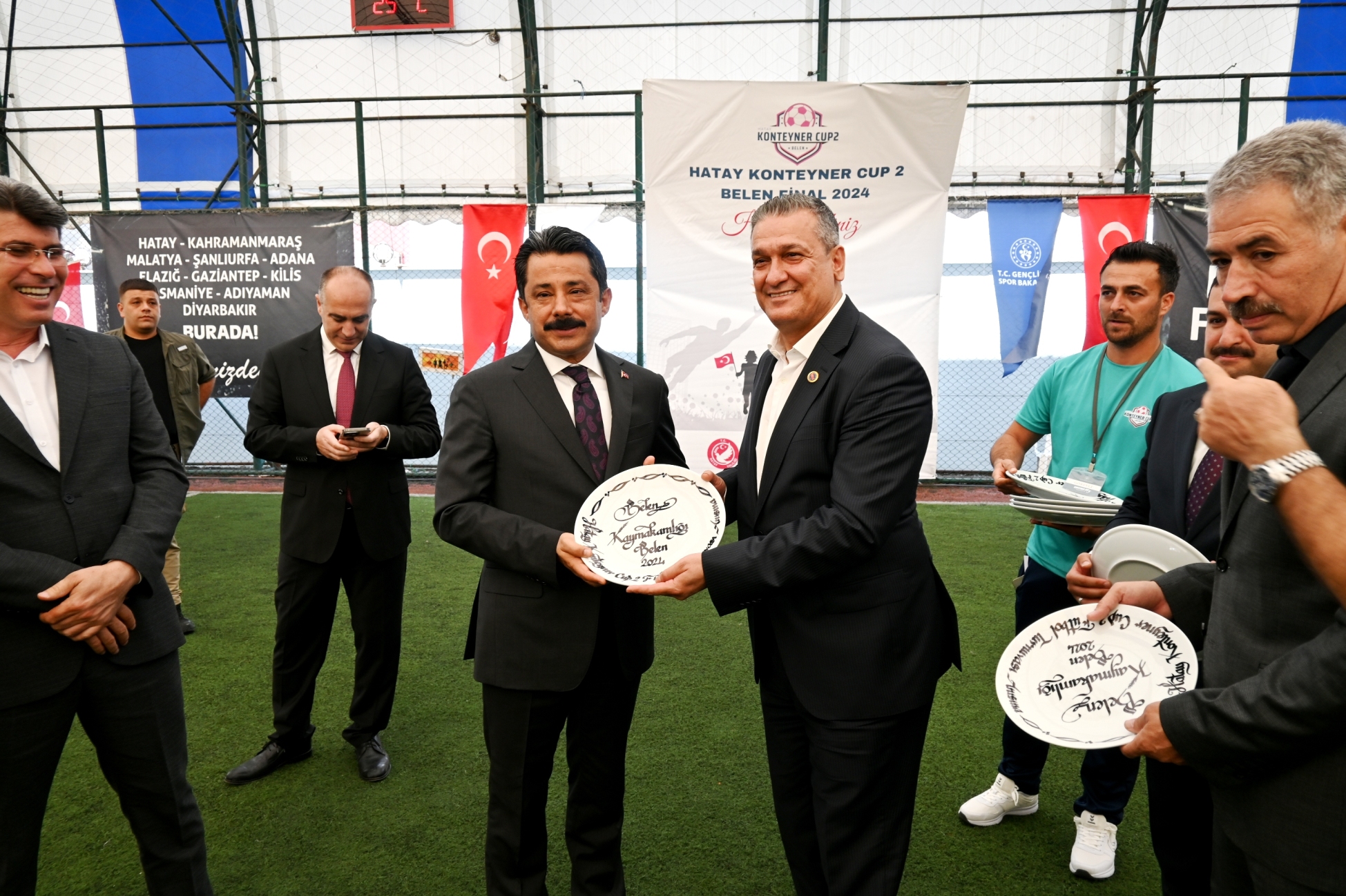 Belen'de heyecanla takip edilen Hatay Konteyner Cup2 Futbol Turnuvası final maçında İskenderun İlçe Milli Eğitim Müdürlüğü ekibi, Arsuz'u penaltılarda yenerek şampiyon oldu.