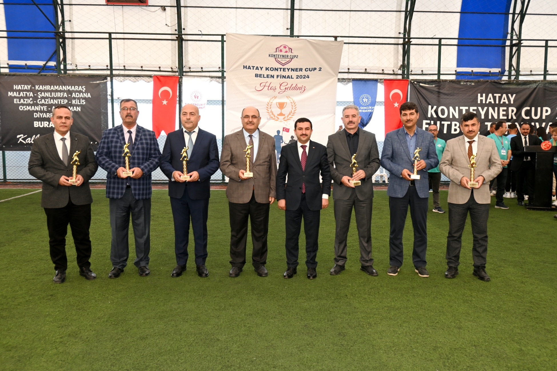 Belen'de heyecanla takip edilen Hatay Konteyner Cup2 Futbol Turnuvası final maçında İskenderun İlçe Milli Eğitim Müdürlüğü ekibi, Arsuz'u penaltılarda yenerek şampiyon oldu.