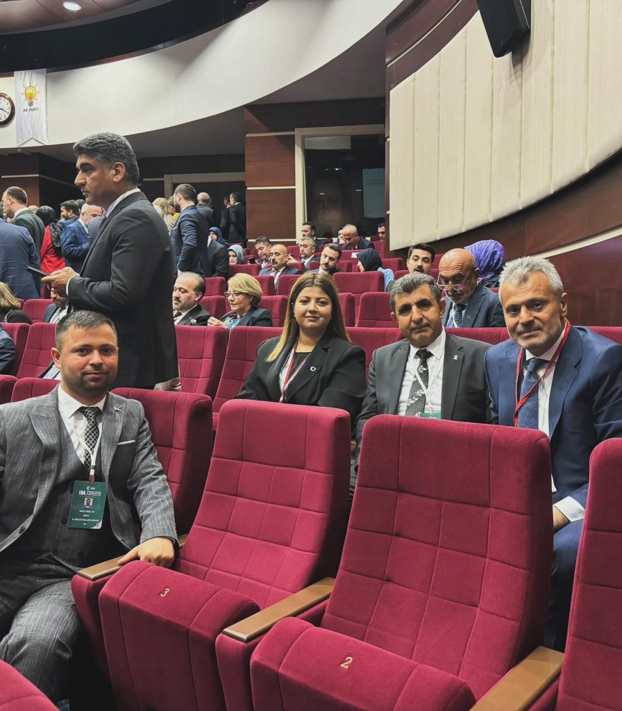 Hatay Büyükşehir Belediye Başkanı Mehmet Öntürk, AK Parti Genişletilmiş İl Başkanları Toplantısı'nda yaptığı açıklamada, Hatay'ı pilot il yapmak için çalışmalarının sürdüğünü duyurdu.