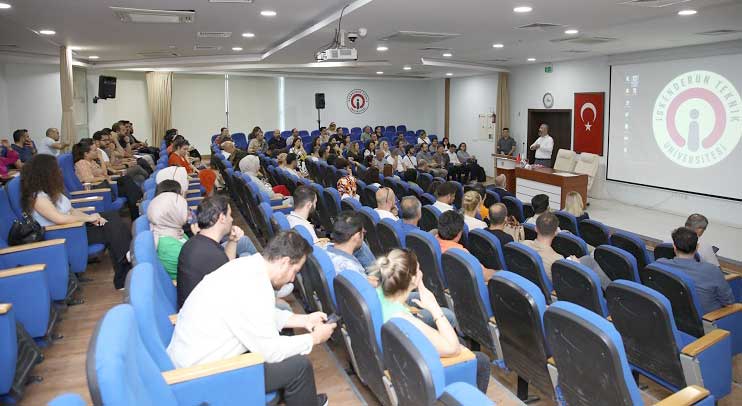 İskenderun Teknik Üniversitesi (İSTE), Hatay İl Milli Eğitim Müdürlüğü’ne bağlı liselerde görev yapan öğretmenlerle iş birliği ve istişare toplantısı düzenledi.