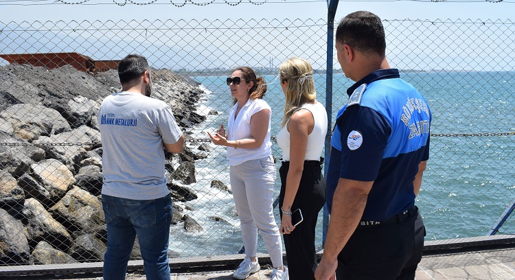 Hatay Büyükşehir Belediyesi (HBB), İskenderun, Payas ve Dörtyol'daki limanlarda çevre kirliliği, imara aykırı yapılanma ve iş yeri ruhsatı gibi konularda denetimler gerçekleştirdi.