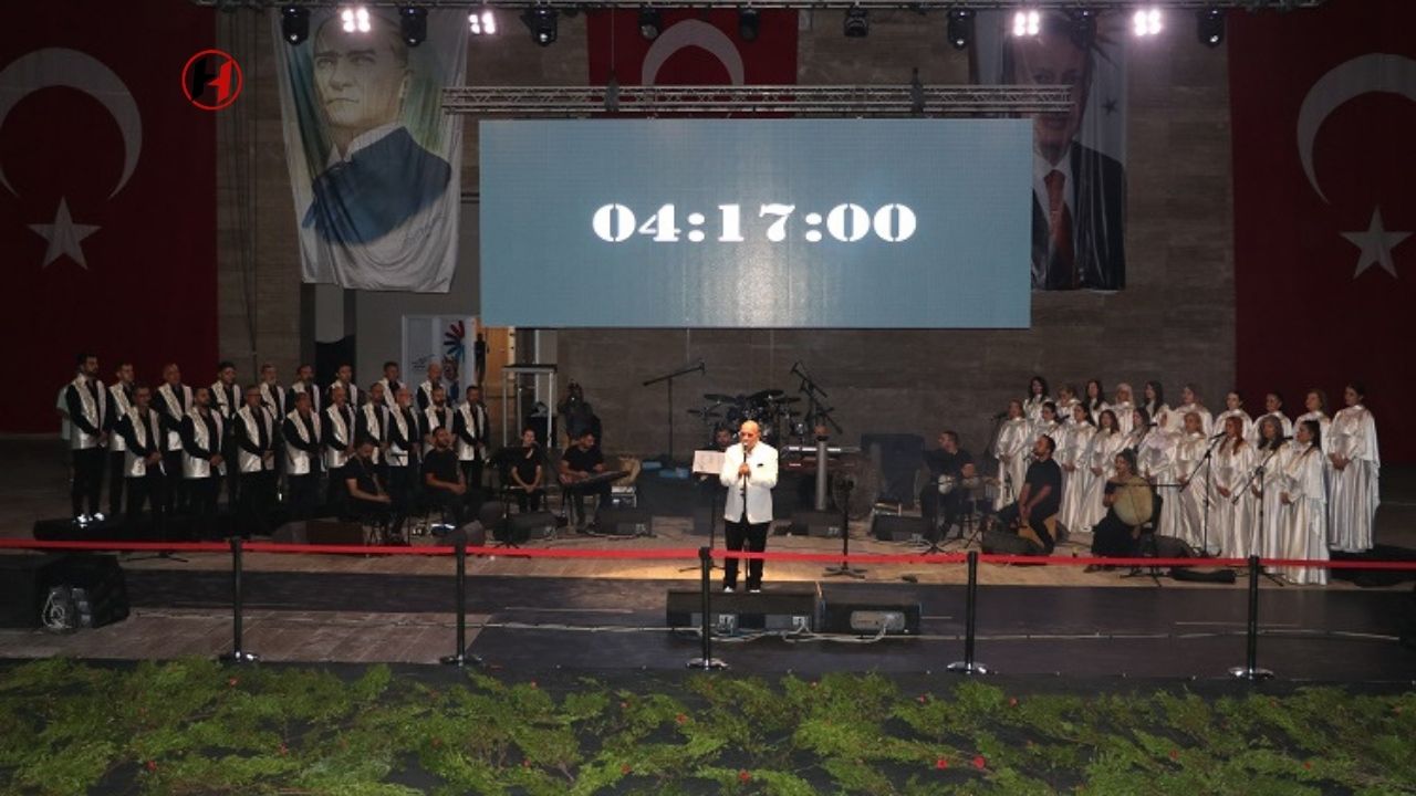 Antakya Medeniyetler Korosu, Hatay'ın 85. Yıl Dönümünde Coşkuyla Konser Verdi!