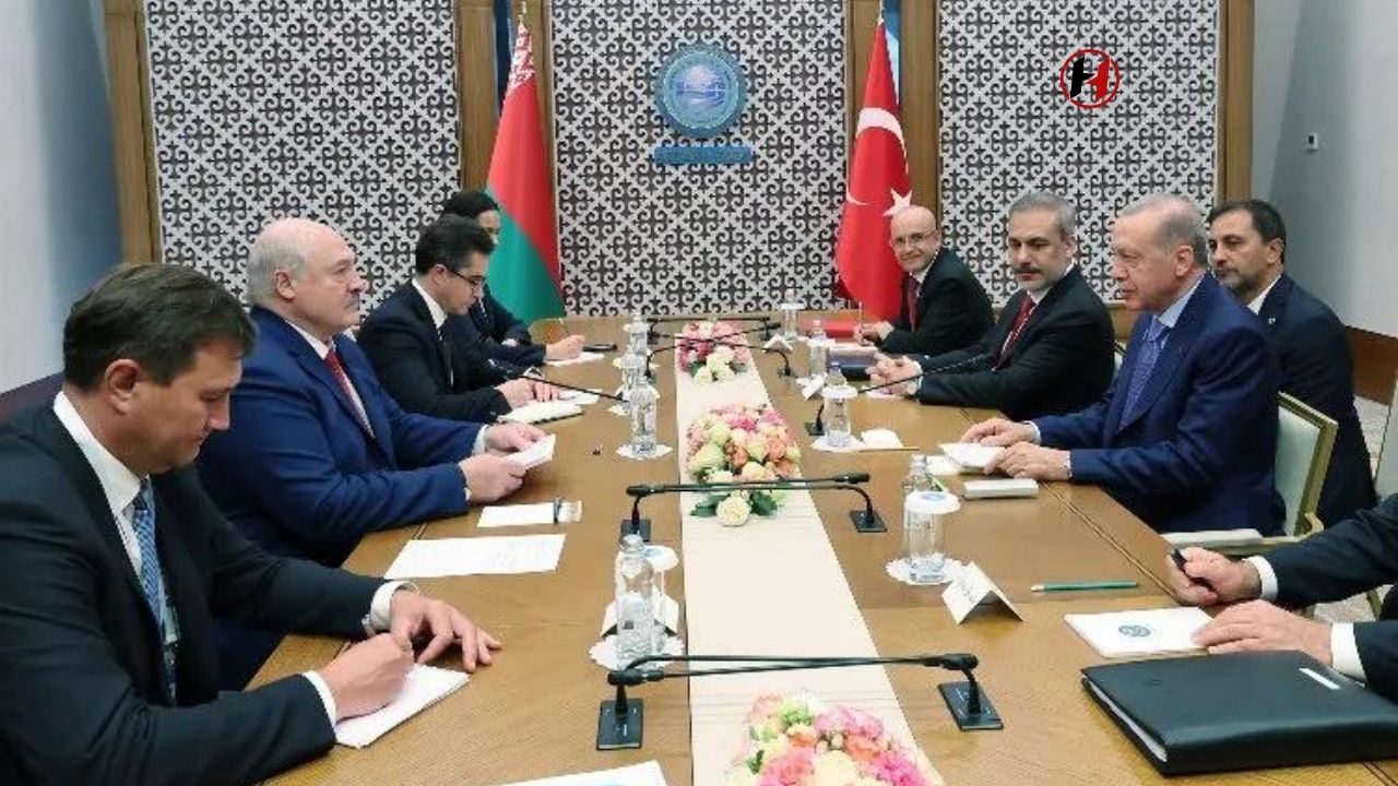 Cumhurbaşkanı Erdoğan, Belarus Lideri Lukaşenko ile Astana'da Görüştü