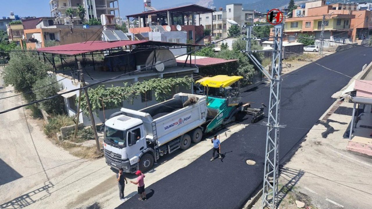 İskenderun'da Asfalt Seferberliği: Bekbele'de Çalışmalar Gece Gündüz Devam Ediyor!