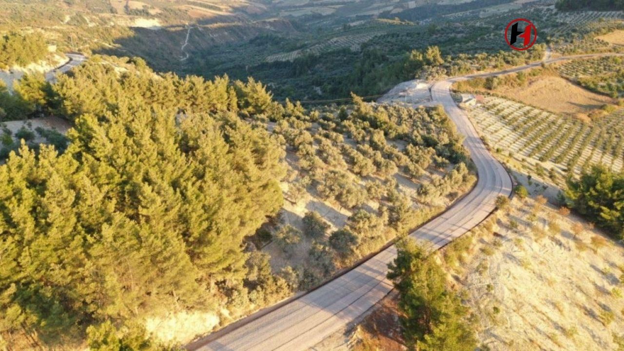 Altınözü'nde Tarihi Kozkalesi Yolu Asfaltlanıyor