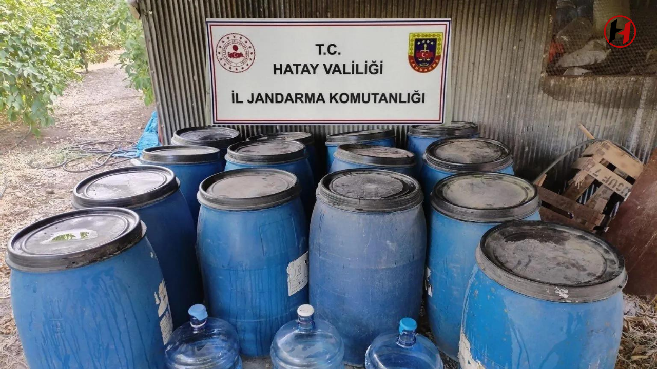 Hatay'da Büyük Operasyon: Binlerce Litre Kaçak Alkol ve Uyuşturucu Ele Geçirildi