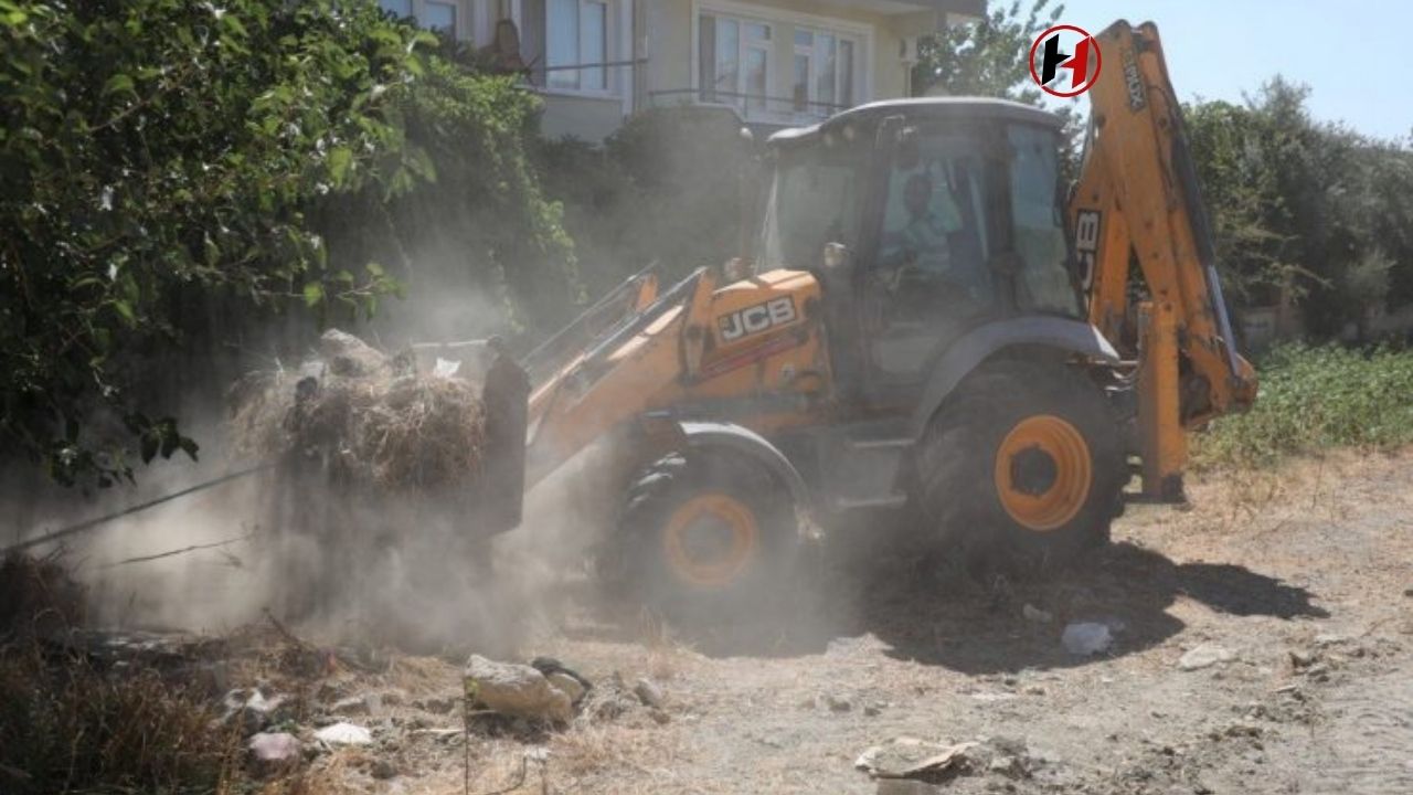 Hatay'da Çevreye Saygı Operasyonu: 15 İlçe Temizleniyor