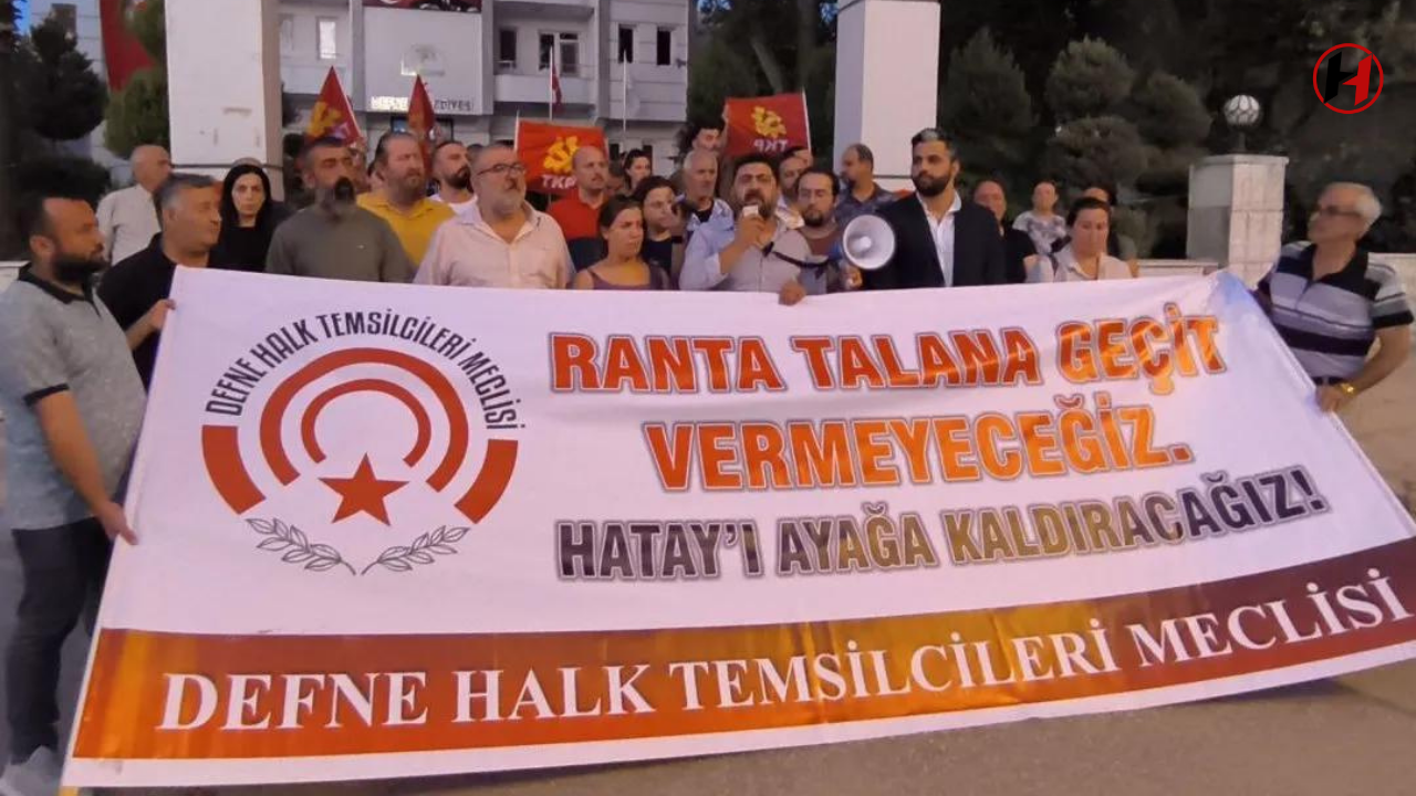 Defne'de Halk Temsilcileri Meclisi'nden Eylem: "Bankamatik Memurları Açıklansın"