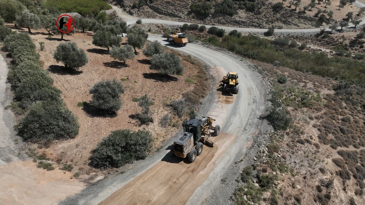 Hatay Büyükşehir Belediyesi, Belen'de Yolları Yenileyerek Vatandaşa Hizmet Ediyor