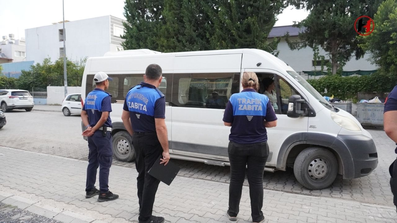 Hatay'da Okul Servisleri Titizlikle Denetleniyor! Güvenli Taşımacılık İçin Önemli Adım