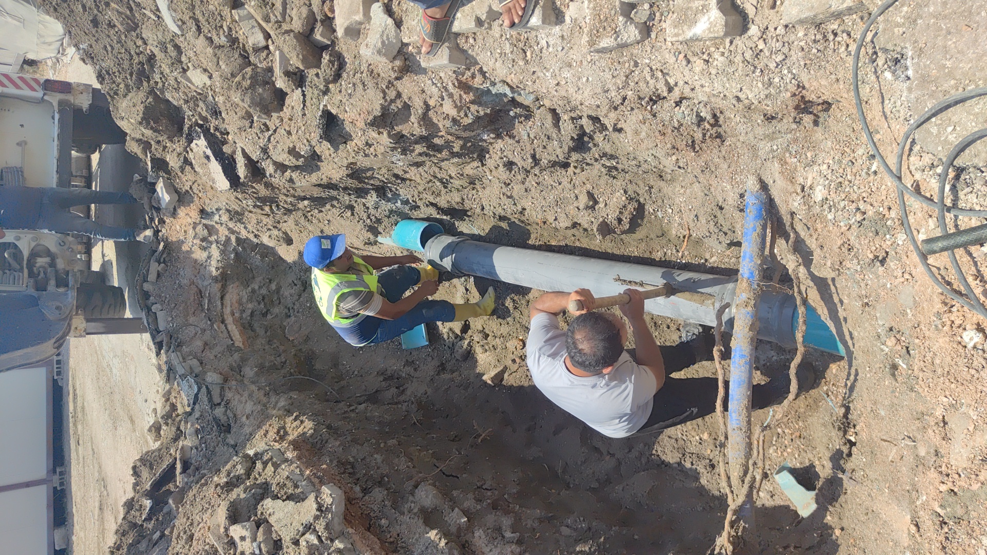 HATSU, Hatay'da yaşanan su sorunlarına hızlı çözümler üreterek vatandaşların mağduriyetini önlüyor. ALO 185 ile yapılan bildirimler anında değerlendiriliyor.