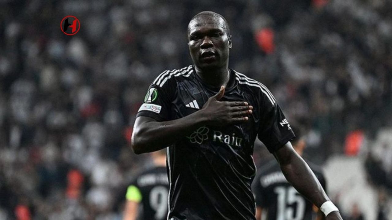 Hatayspor'a Bombası Gibi Transfer! Aboubakar Bordo-Beyazlı