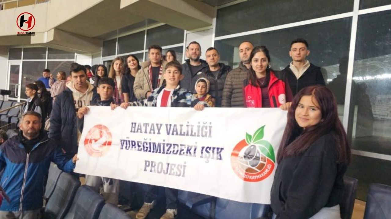 Altınözü Çocukları Hatayspor'u Tribünden Teşvik Etti