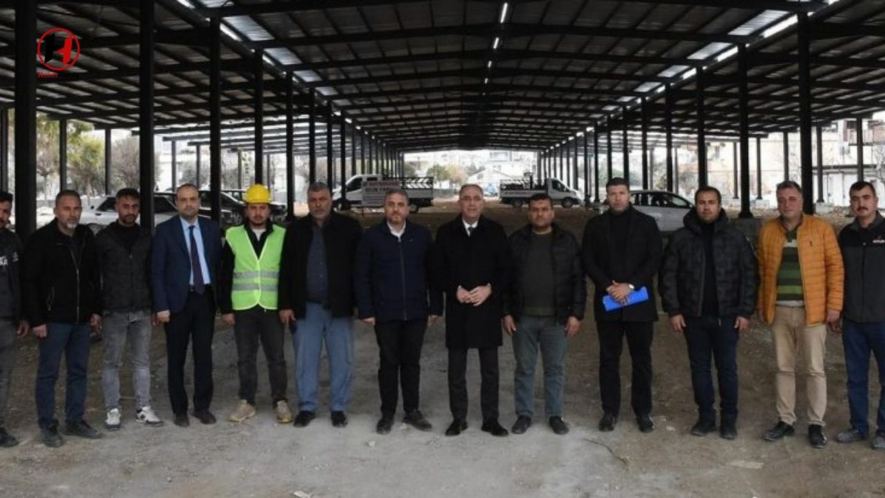 Antakya'ya Yeni Kapalı Pazar Yeri! Başkan Yapar, İnşaatı Yerinde İnceledi