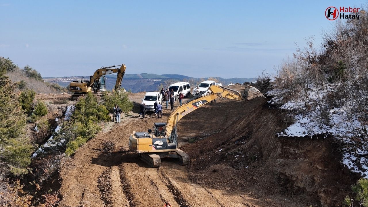 Hatay Büyükşehir Belediyesi, Serinyol-Madenli Yolunda Çalışmalarını Hızlandırdı