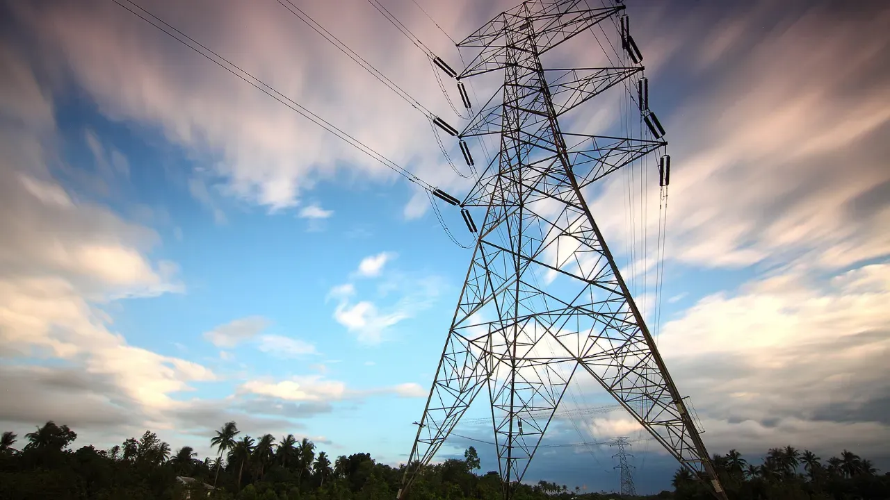 03 Şubat 2025'te Hatay'da planlı elektrik kesintisi! Toroslar EDAŞ, bakım çalışmaları nedeniyle kesinti yapacak. İlçe ilçe kesinti saatleri ve vatandaşların alması gereken önlemler burada! 