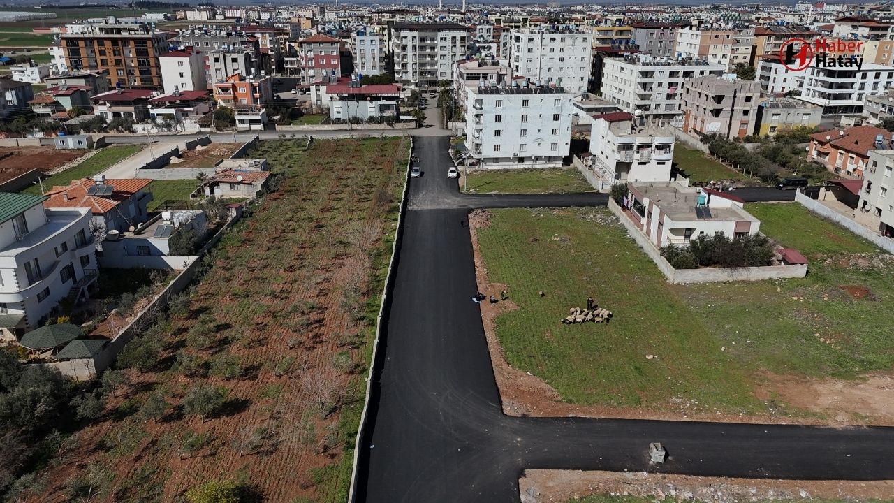 Hatay'da 10 Bin Metrelik Yol Asfaltlandı! Muhtarlardan HBB'ye Teşekkür