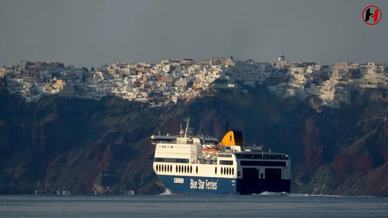 Santorini'de Deprem Paniği: Binlerce Kişi Adayı Terk Ediyor