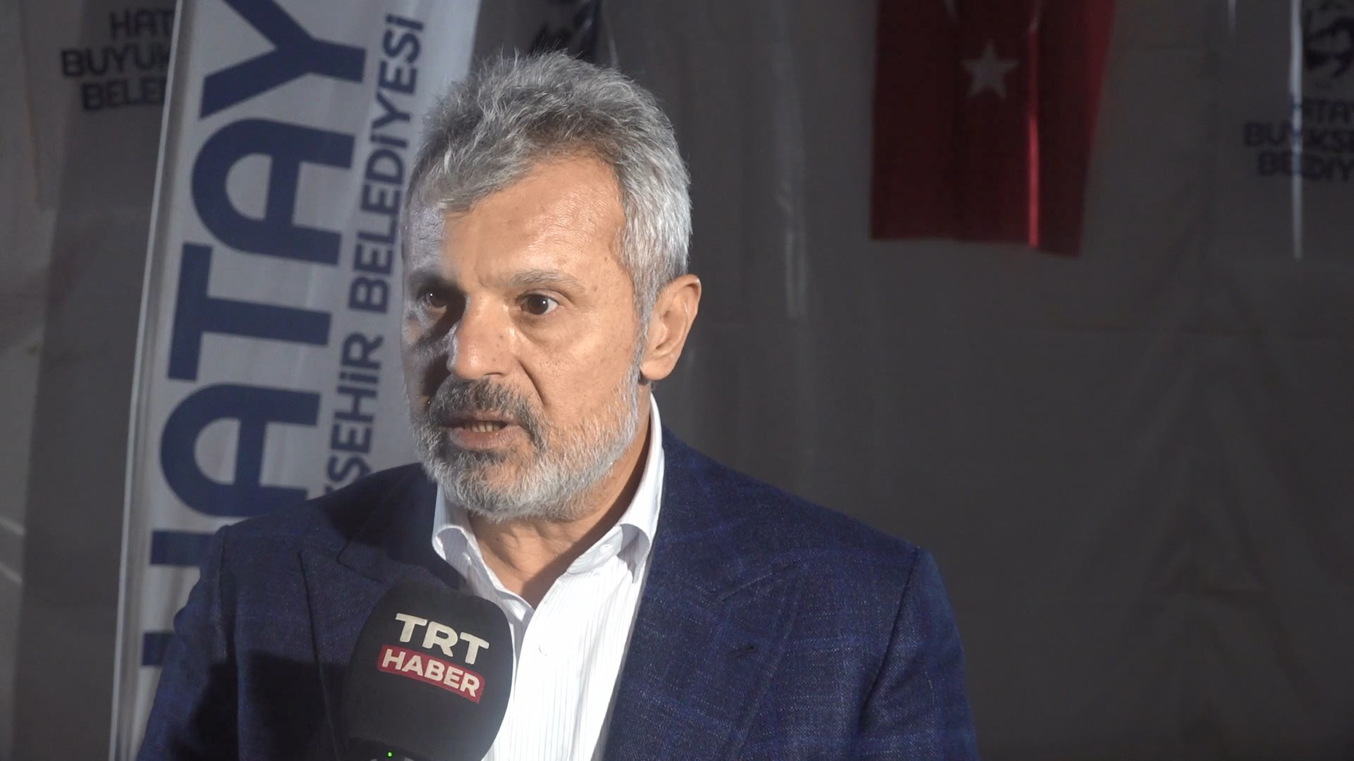 Hatay Büyükşehir Belediye Başkanı Mehmet Öntürk, ramazan etkinlikleri ve yeniden inşa sürecini anlattı. 50 bin vatandaşa ödeme yapıldı, iftar çadırları kuruldu!