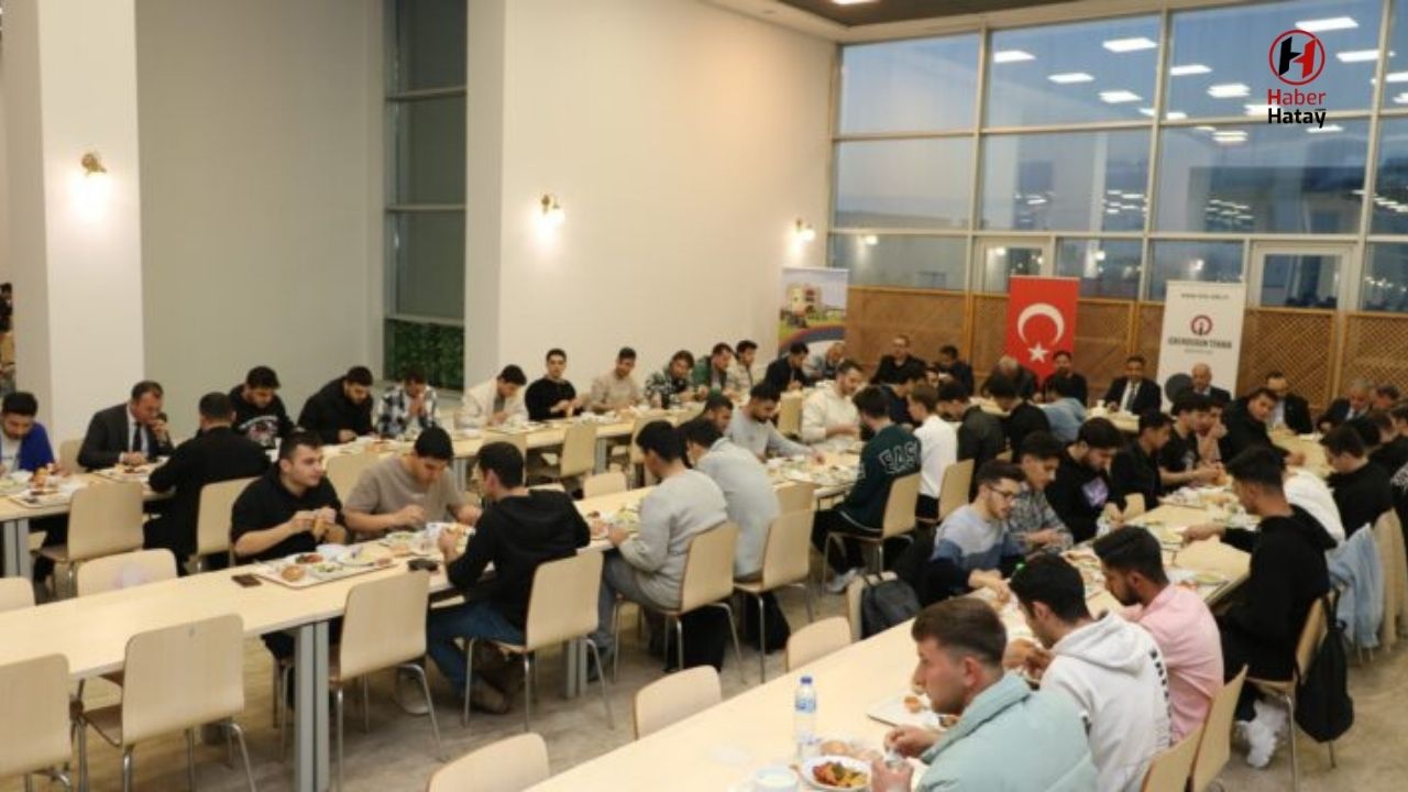 İSTE'den Öğrencilere Ramazan İftarı: Birlik ve Beraberlik Sofrası Kuruldu