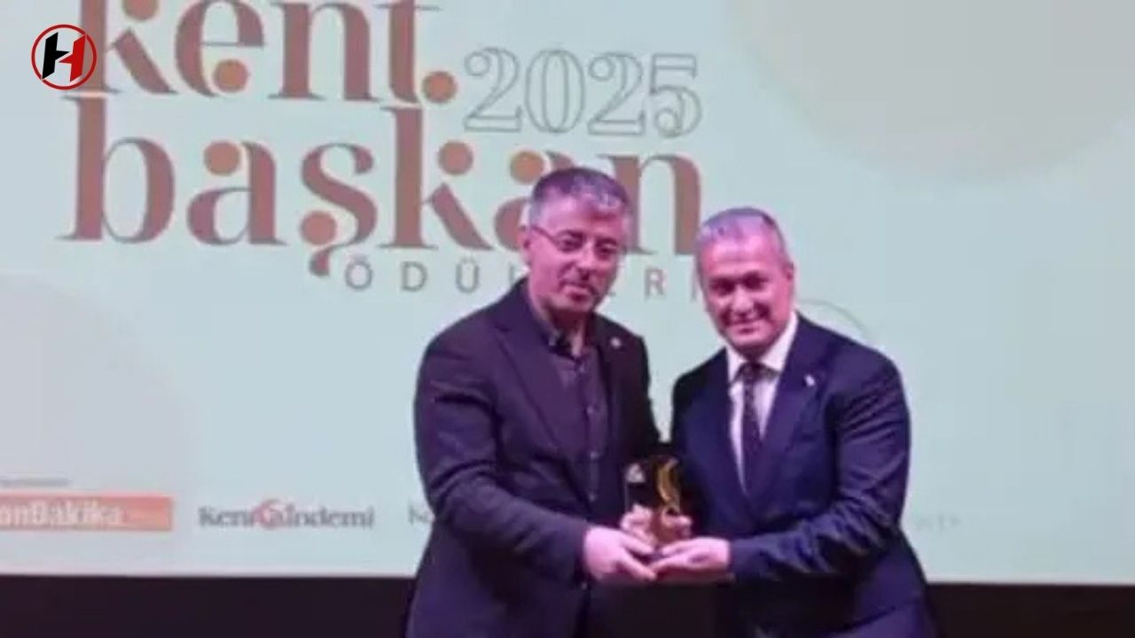 Belen Belediye Başkanı İbrahim Gül, Türkiye'nin En Başarılı 80 Başkanından Biri Seçildi