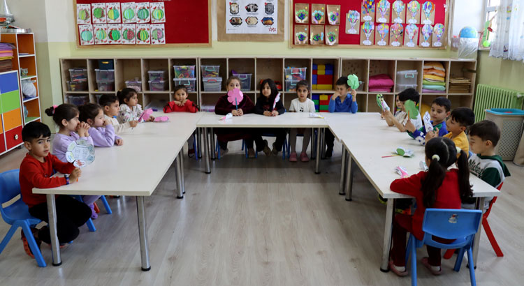6 Şubat depreminin yıktığı Hatay’da eğitim yeniden ayağa kalkıyor! 146 yeni okul, yüzlerce onarım… Peki bu büyük eğitim seferberliğinin perde arkası ne?