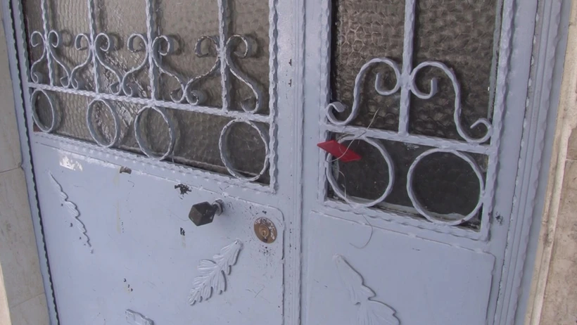 Maltepe'deki Zümrüt Sitesi'nde 6.2'lik depremin ardından 4 blok tahliye edildi! Çürük raporu verilen binalar için kritik süreç başlıyor. Detaylar şok etti!